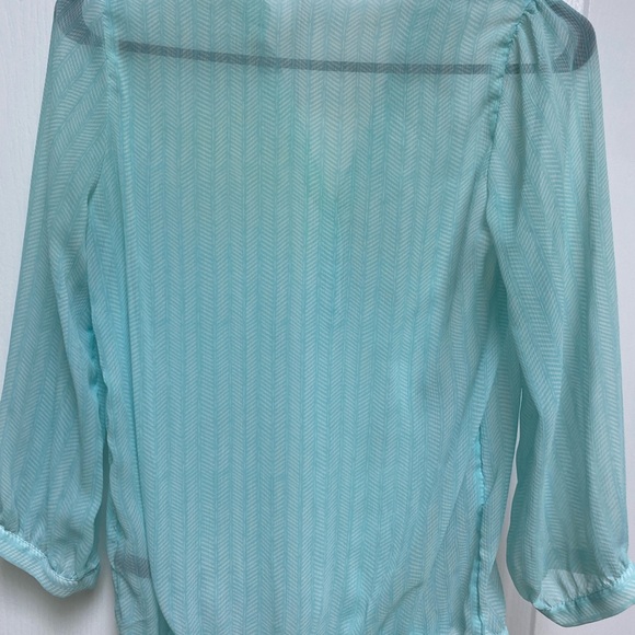 Blouse - Picture 2 of 2